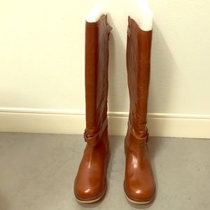 Lucky brand knee high brown boots! Never worn!